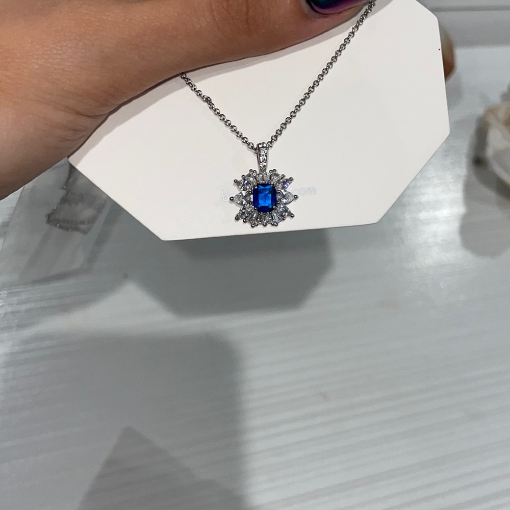 Beautiful Sapphire necklace